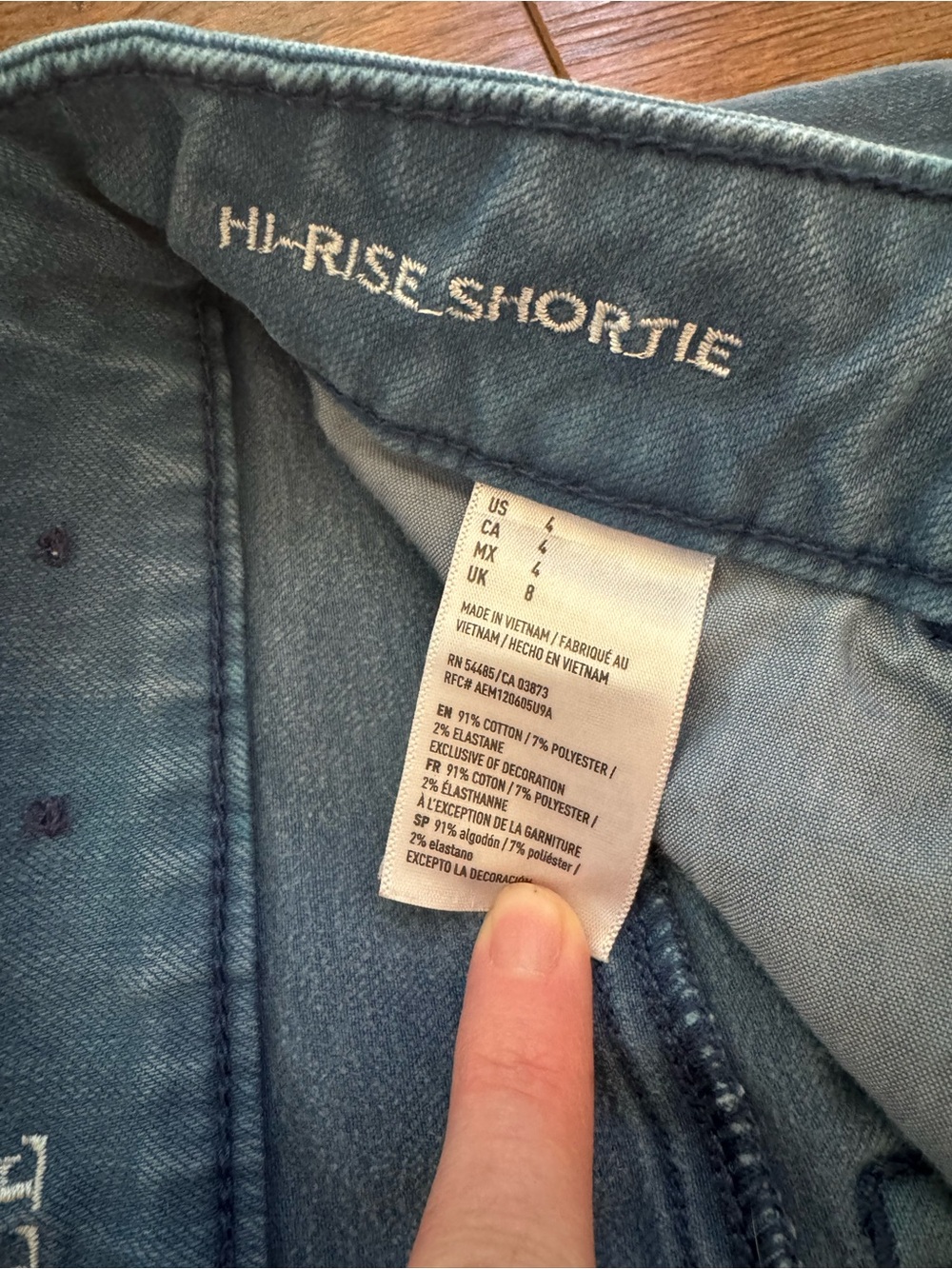 American Eagle Outfitters Washed Blue Denim Cutoff Shorts - Picture 4 of 5